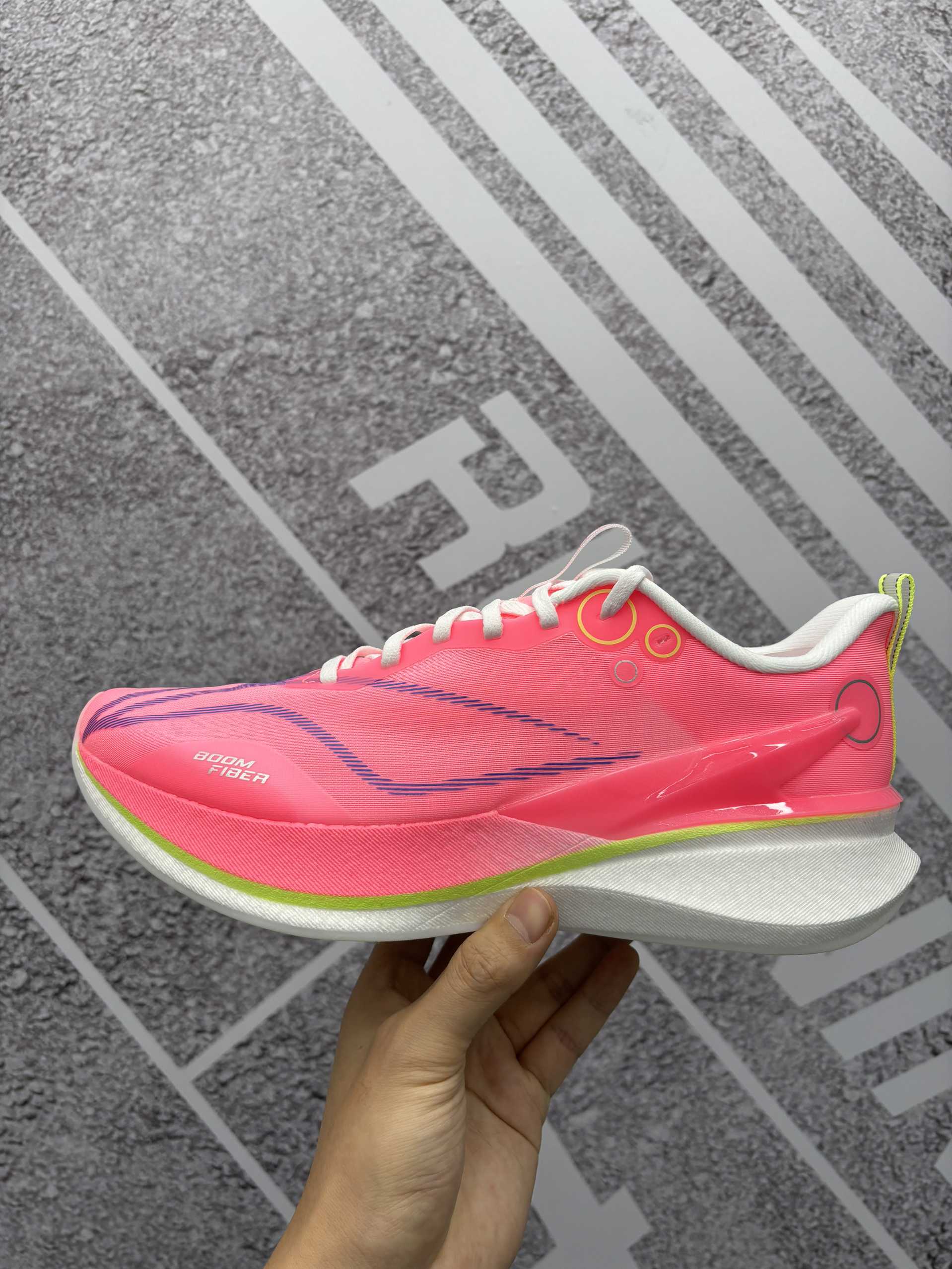 2025年穿哪双跑鞋好？