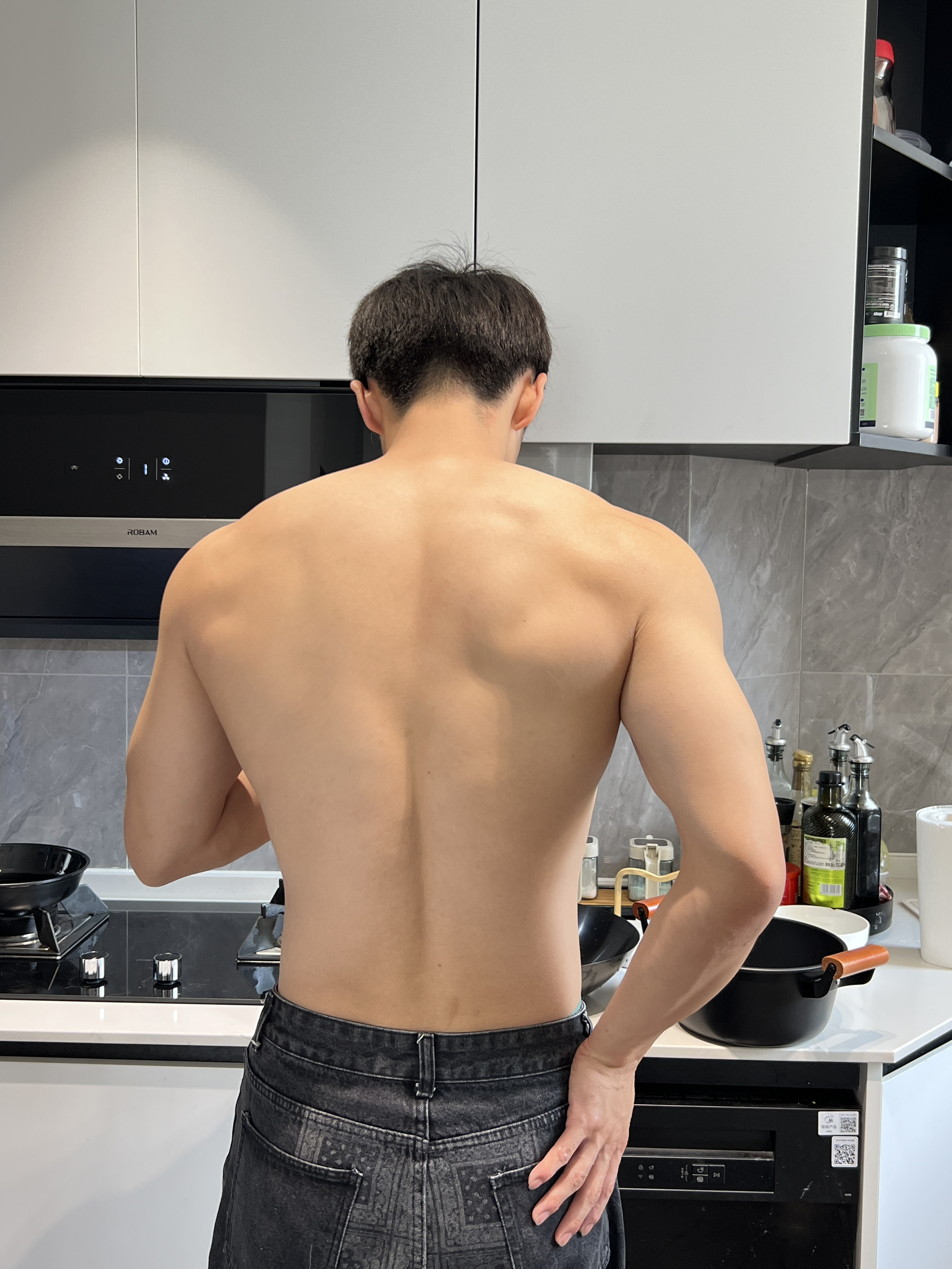 家里缺保姆吗