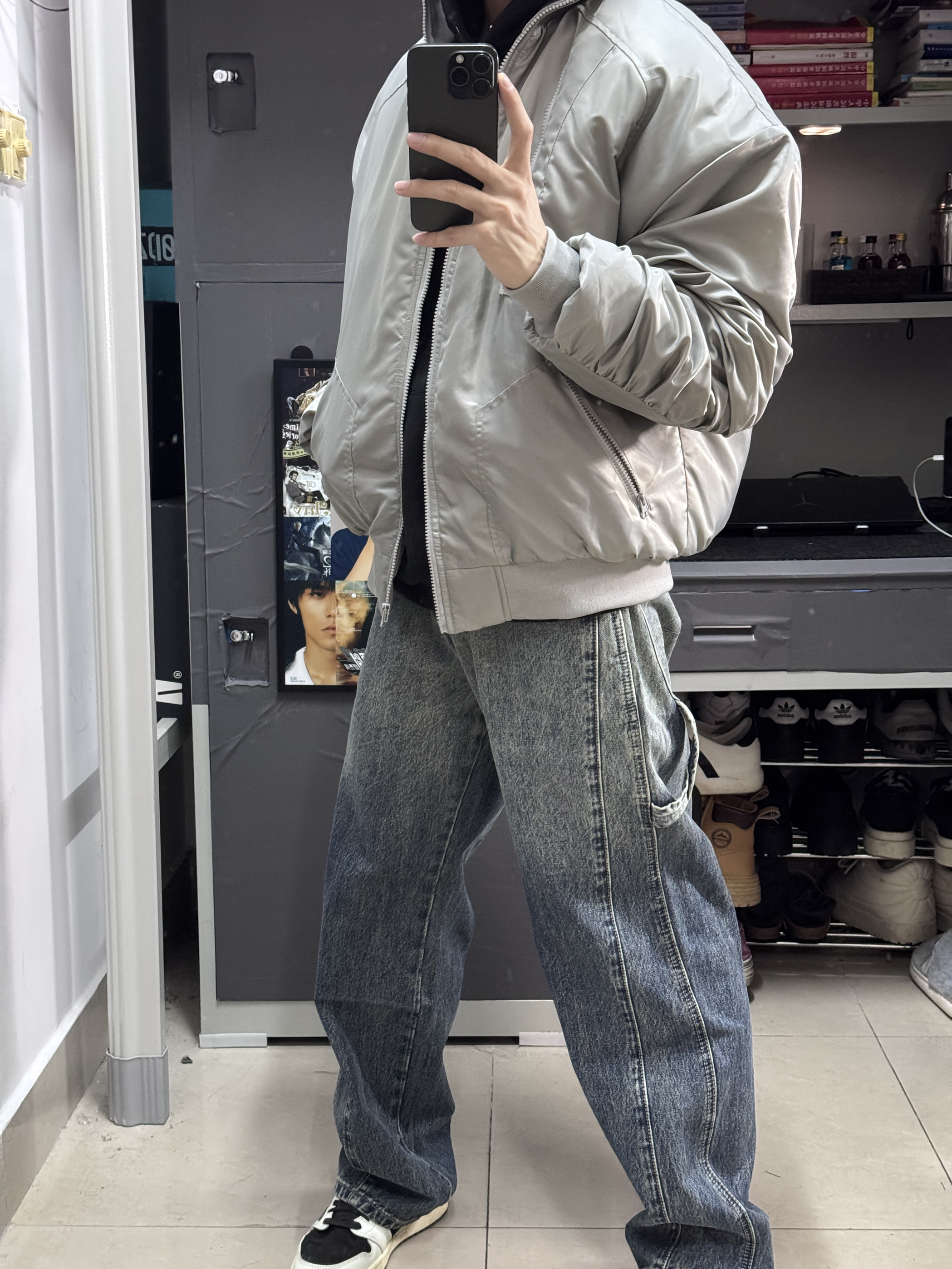 一件适合秋冬穿搭的夹克