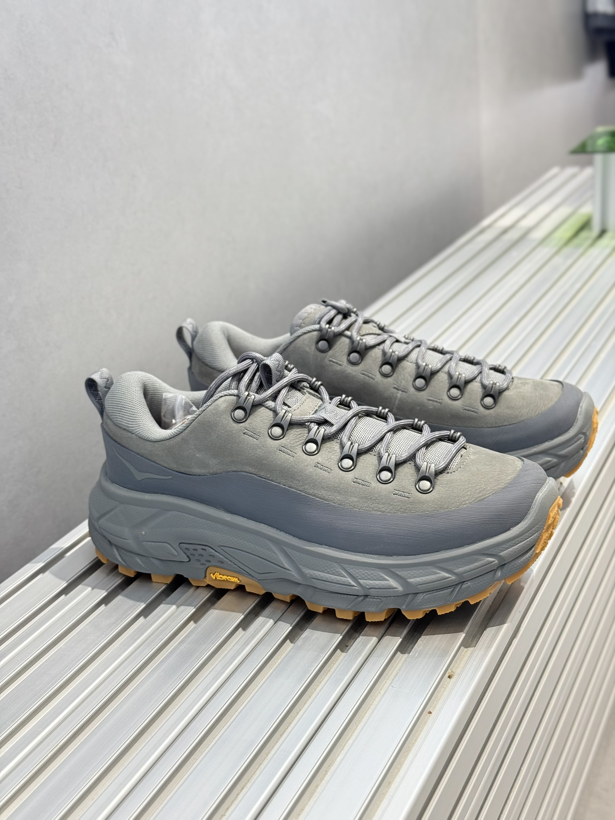 HOKA ONE ONE Tor Summit 户外鞋👟