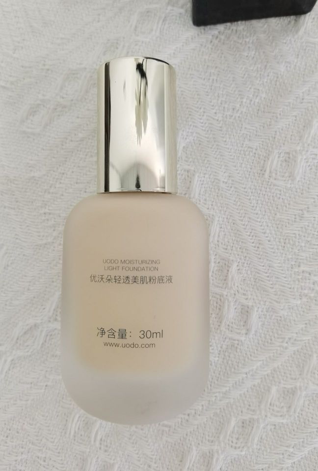 优沃朵粉底液