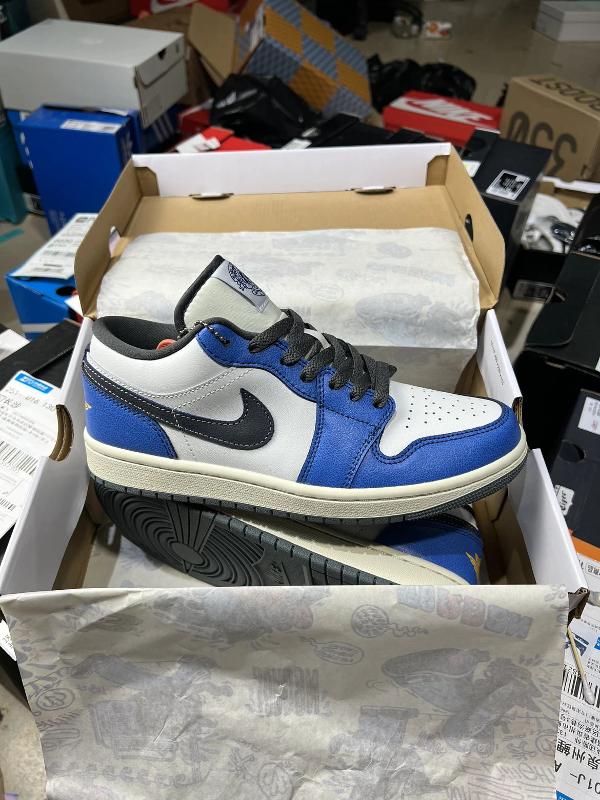 aj1白蓝