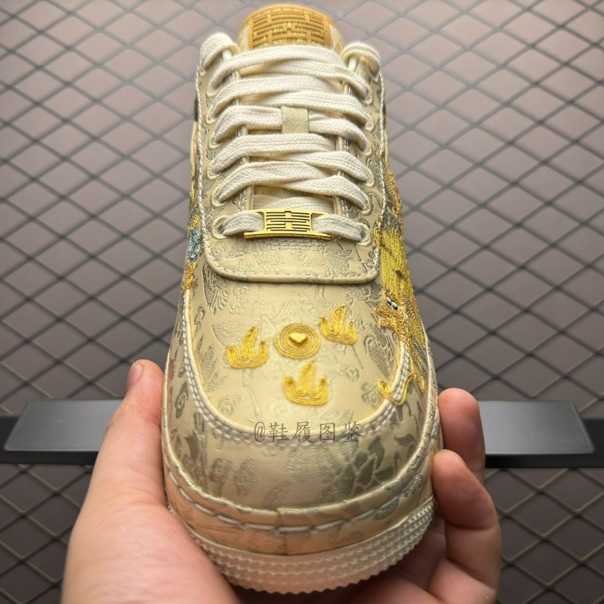 🧸暖冬 |Nike Air Force1 龙凤呈祥 金黄（鞋履图鉴第92期）