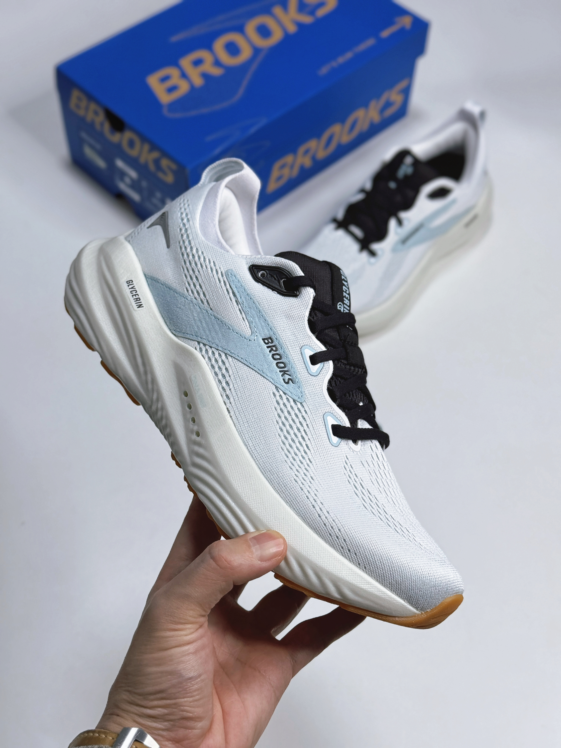 布鲁克斯 BROOKS
甘油Glycer