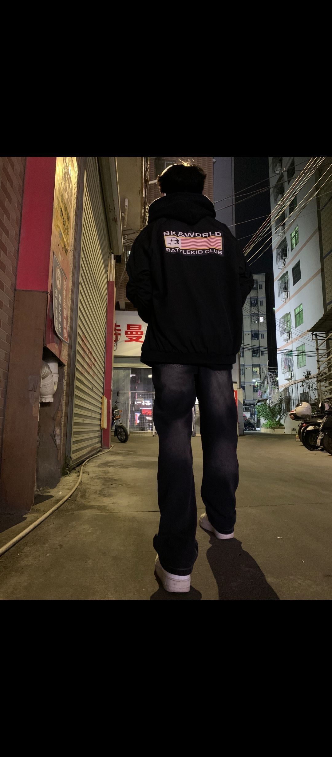 非常不错哈，第一次接触牛仔裤，嘎嘎帅，不