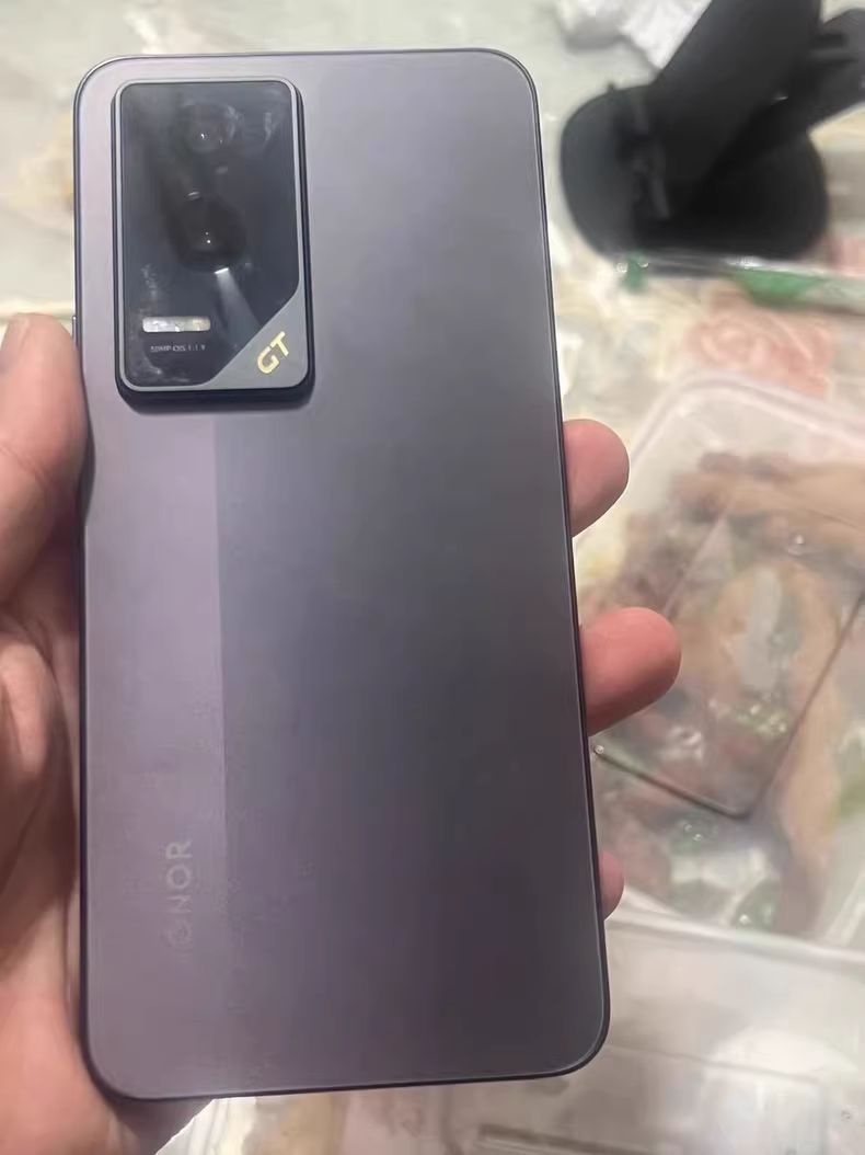 可以“闭眼买”的3款荣耀旗舰，实力强大售价亲民，还能再战五年