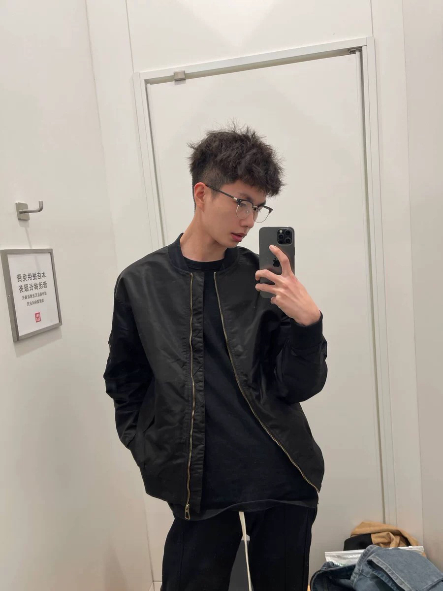 这夹克真的是帅帅帅惨了