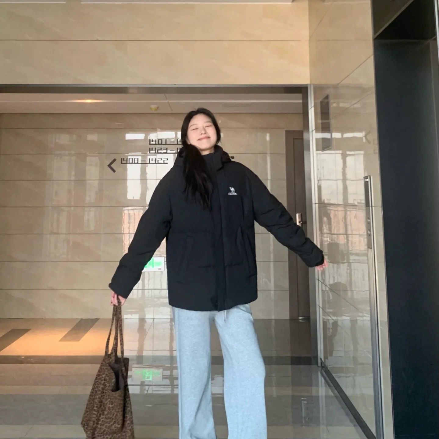 穿搭的尽头是极简 |一身黑色ootd韩系又高级