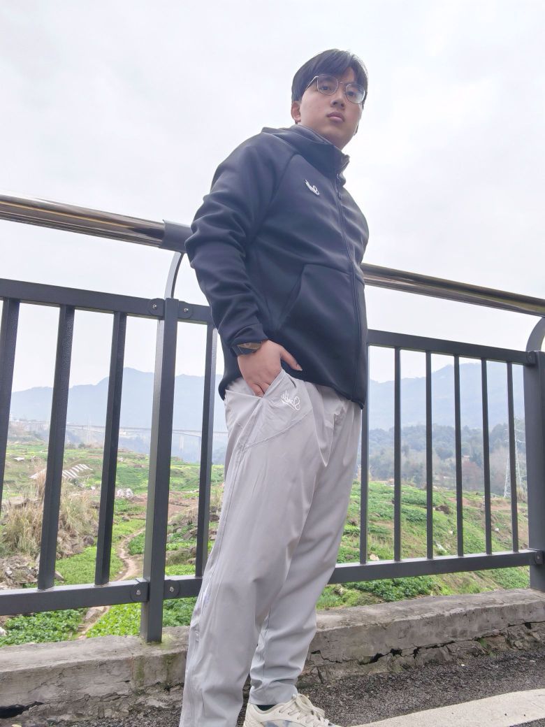 OOTD！用运动装打造CleanFit