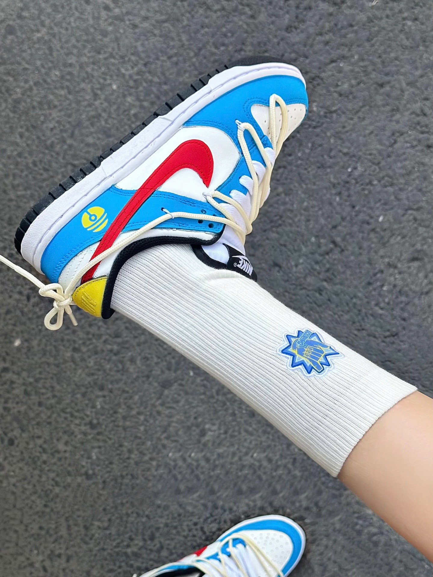 🔵篮球袜🧦搭配机器猫Dunk太绝啦！！
