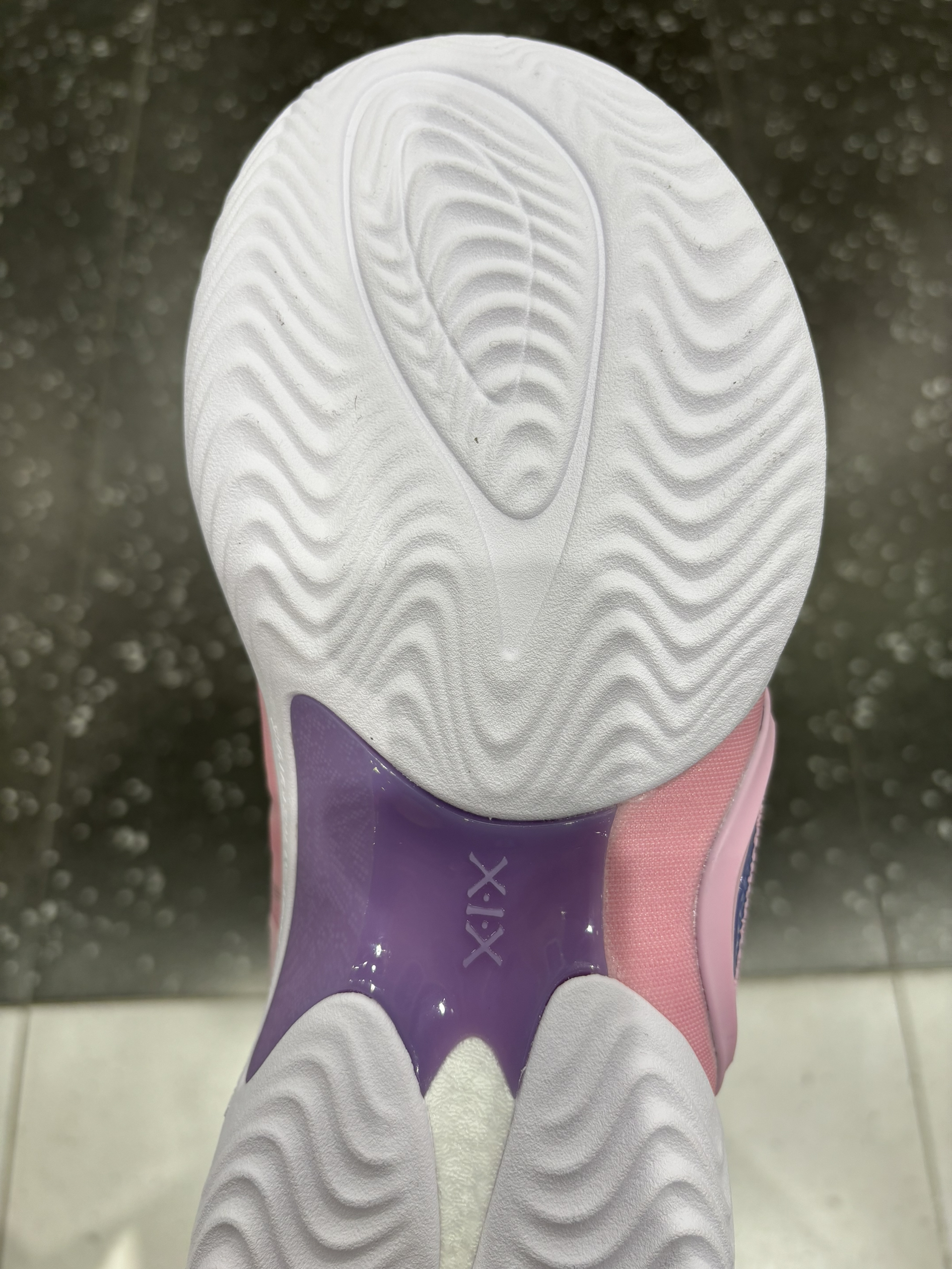 驭帅19情人节限定配色