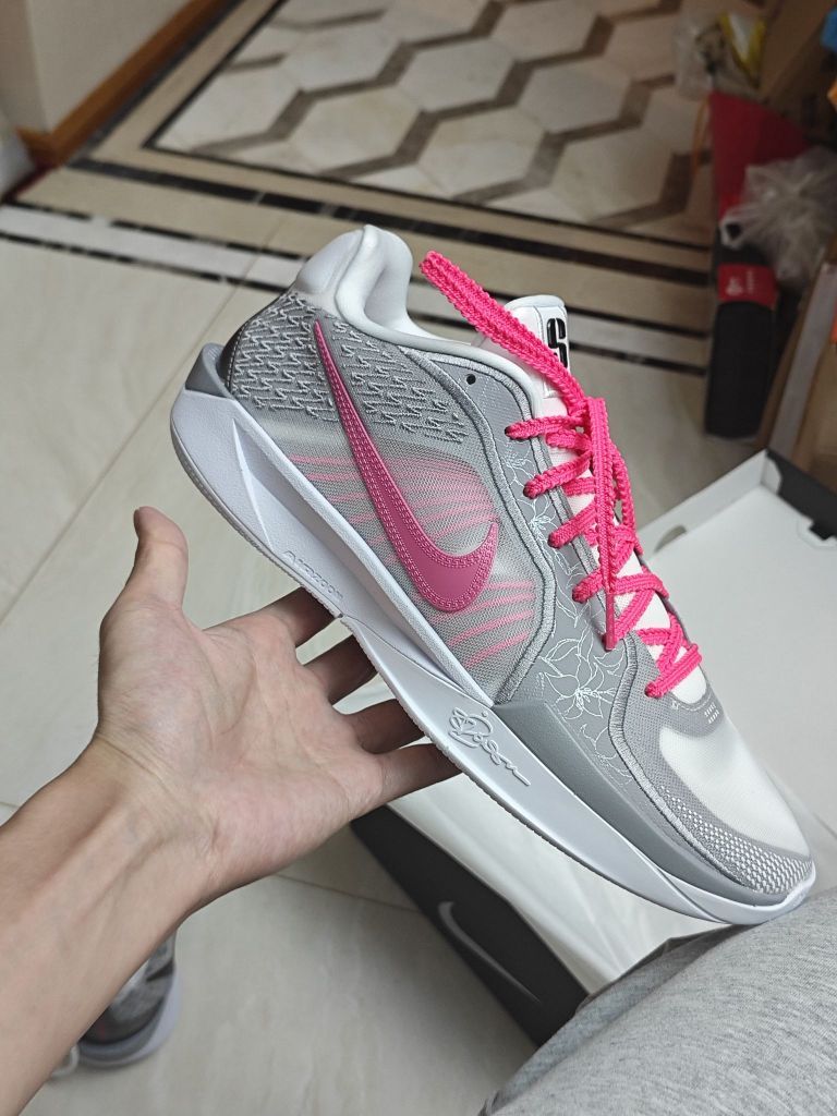 很浓的Nike味