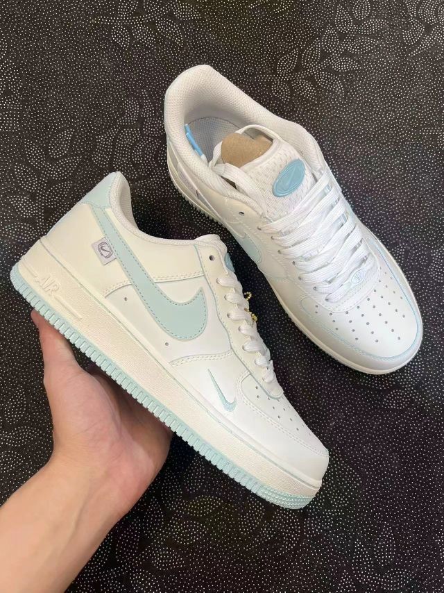 我都有哈哈哈
