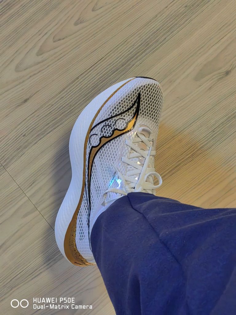 SAUCONY ENDORPHIN PRO3