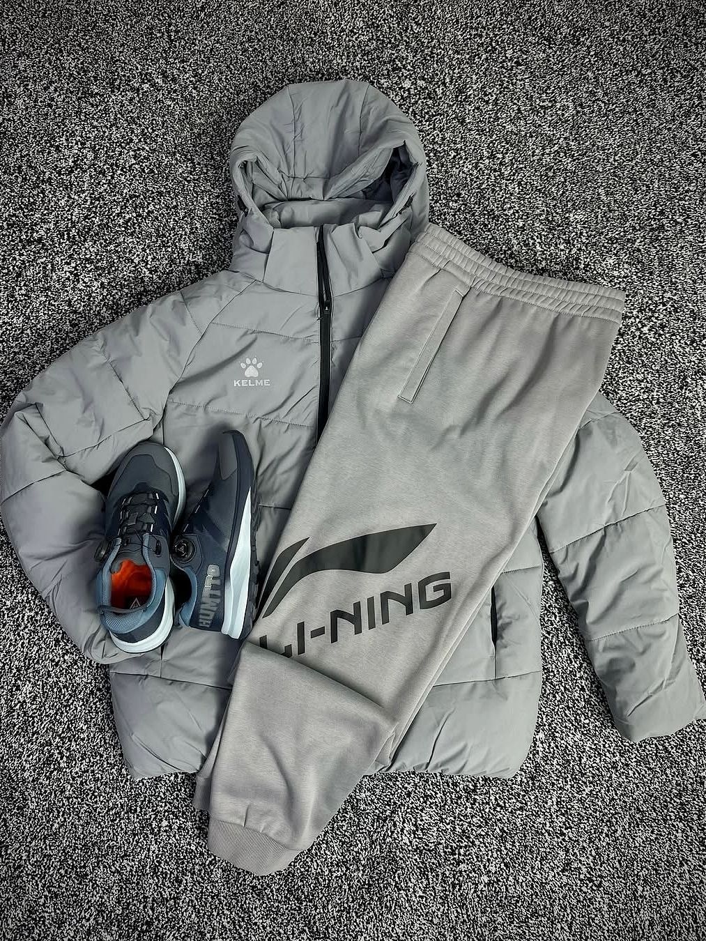 灰色系运动套装OOTD