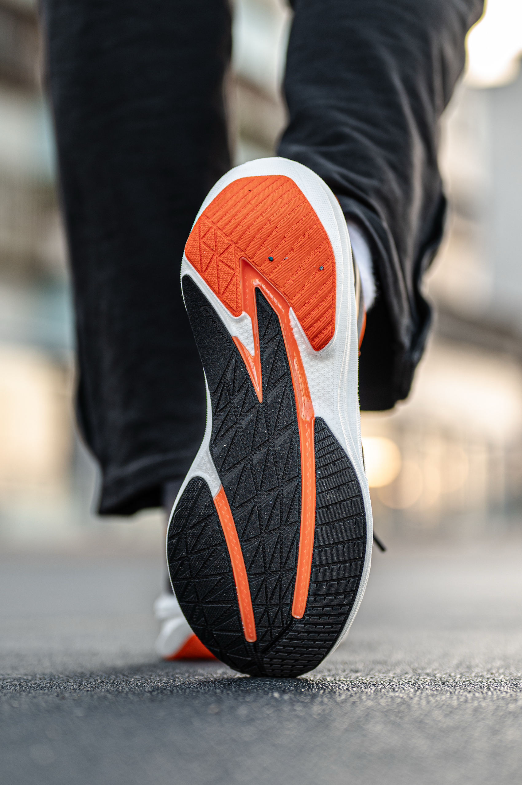 马赫5很帅？但不着急入手！