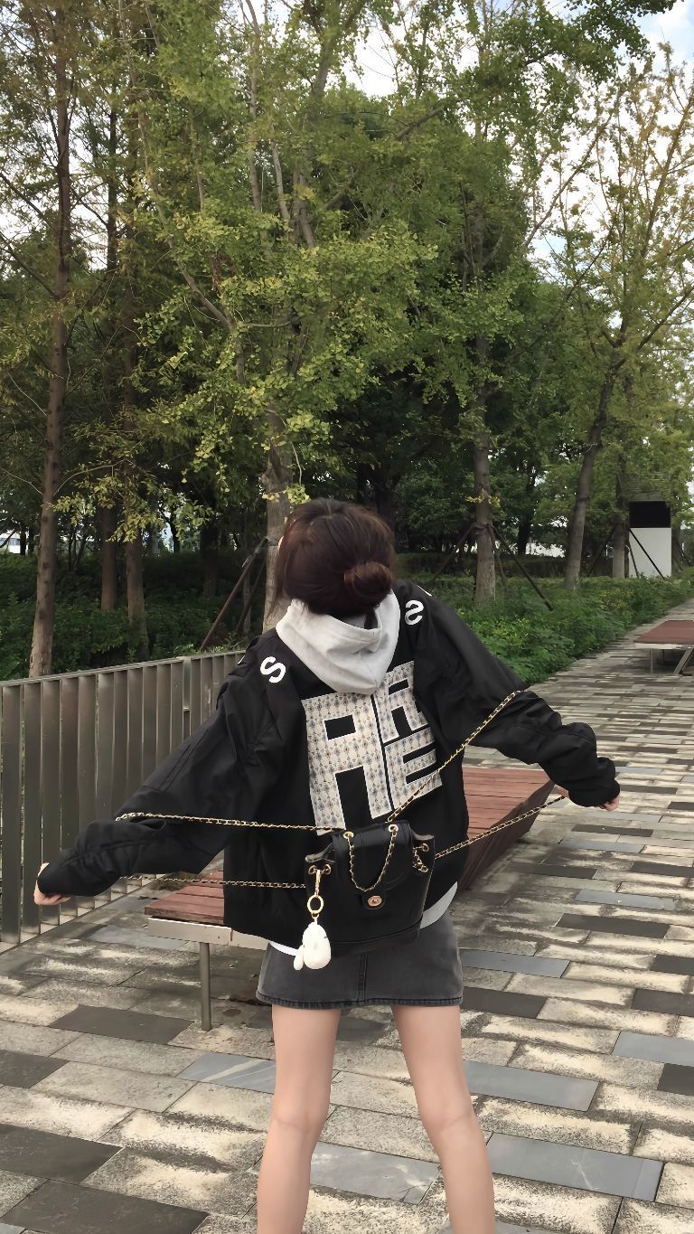 ＃棒球服＃夹克＃穿搭＃晒晒你的穿搭＃约会穿搭
