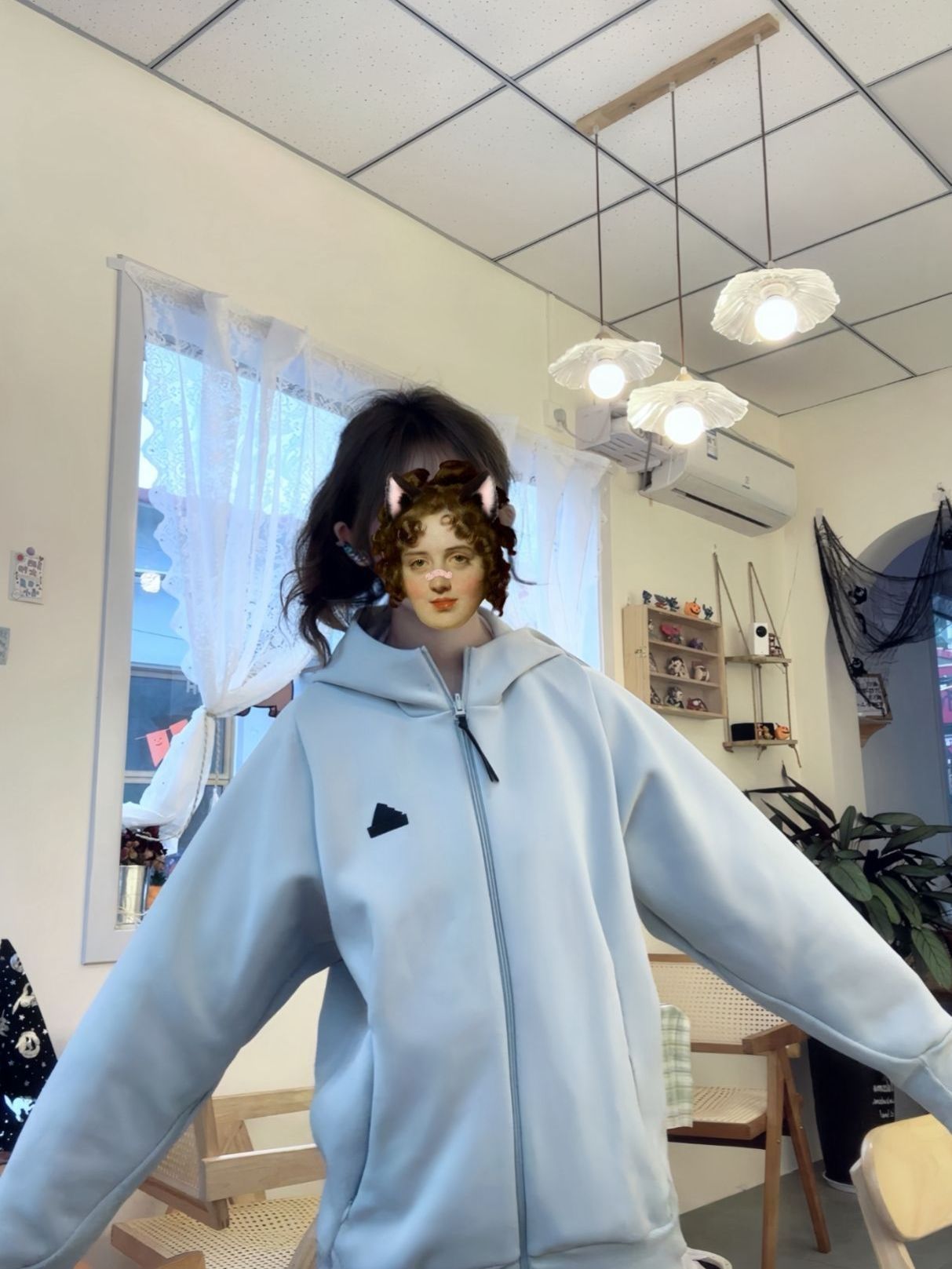 白色卫衣等待白色冬季