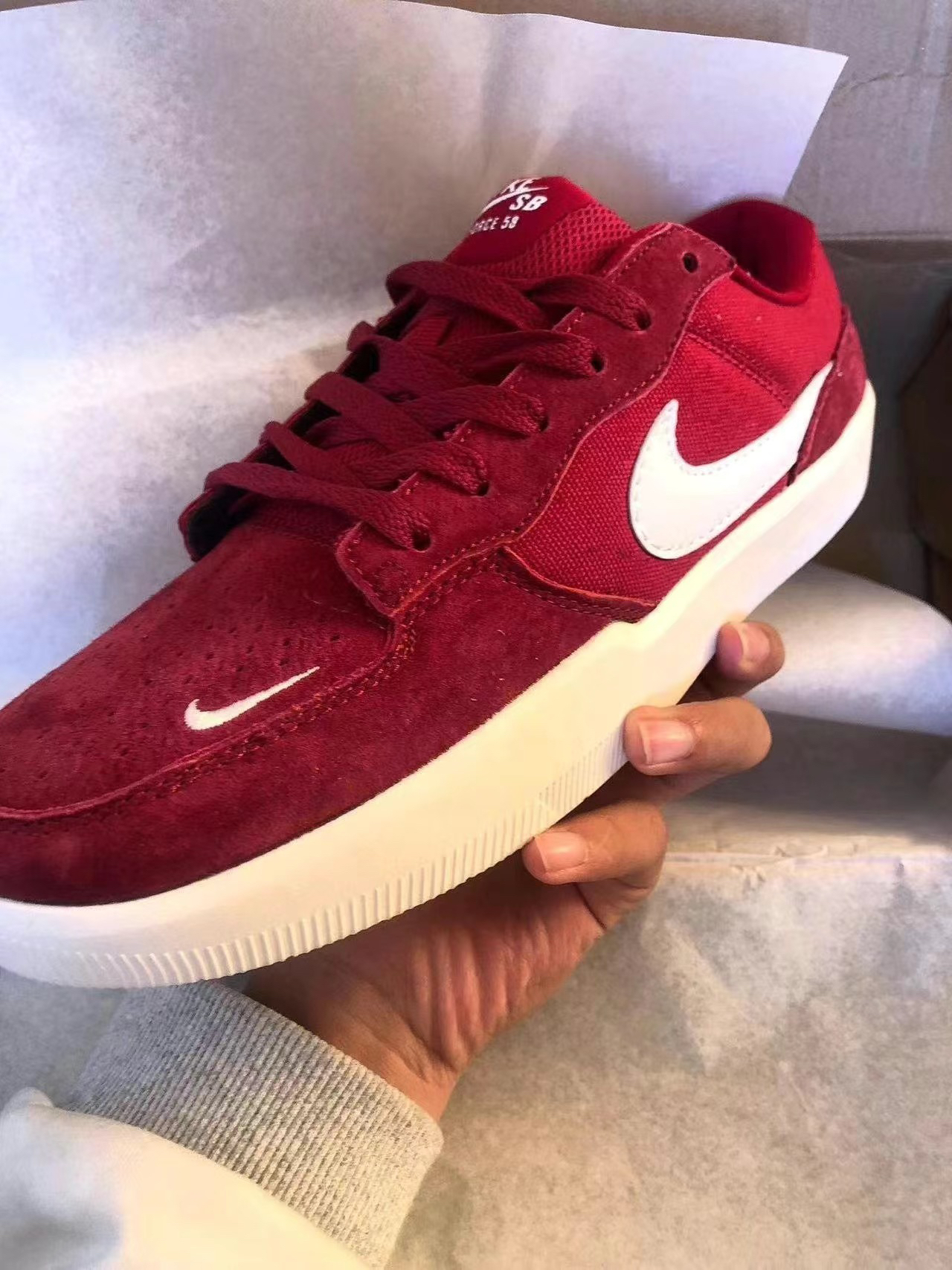 NIKE SB Chron酒红色板鞋