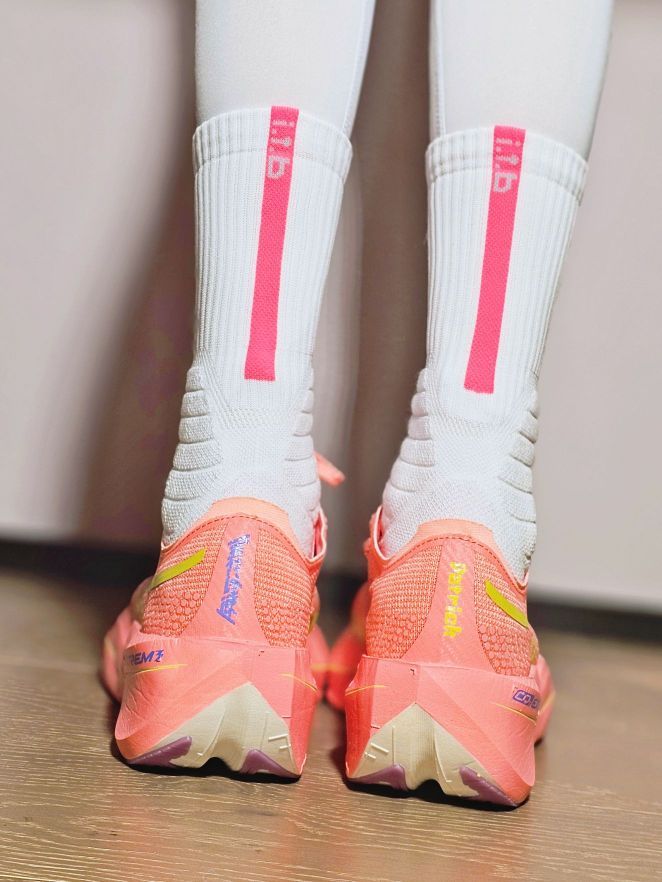 性能确实不错～也很好看！