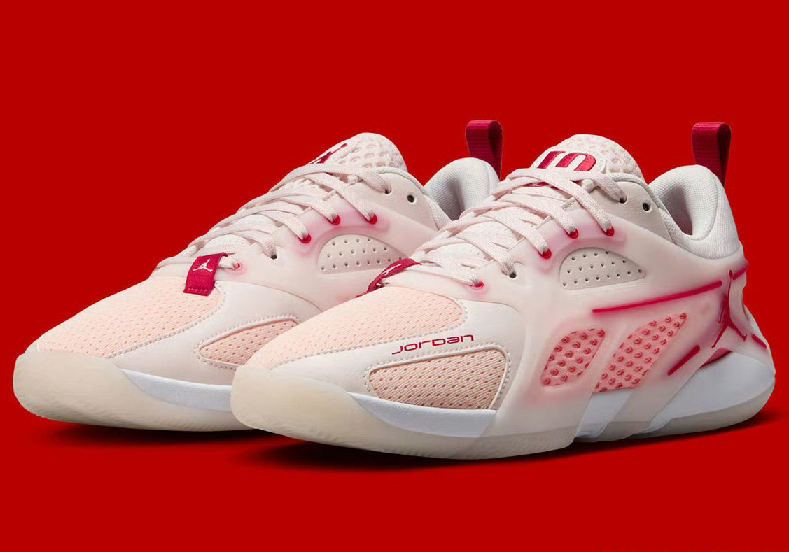 Jordan Heir WMNS“Treat Yourself”