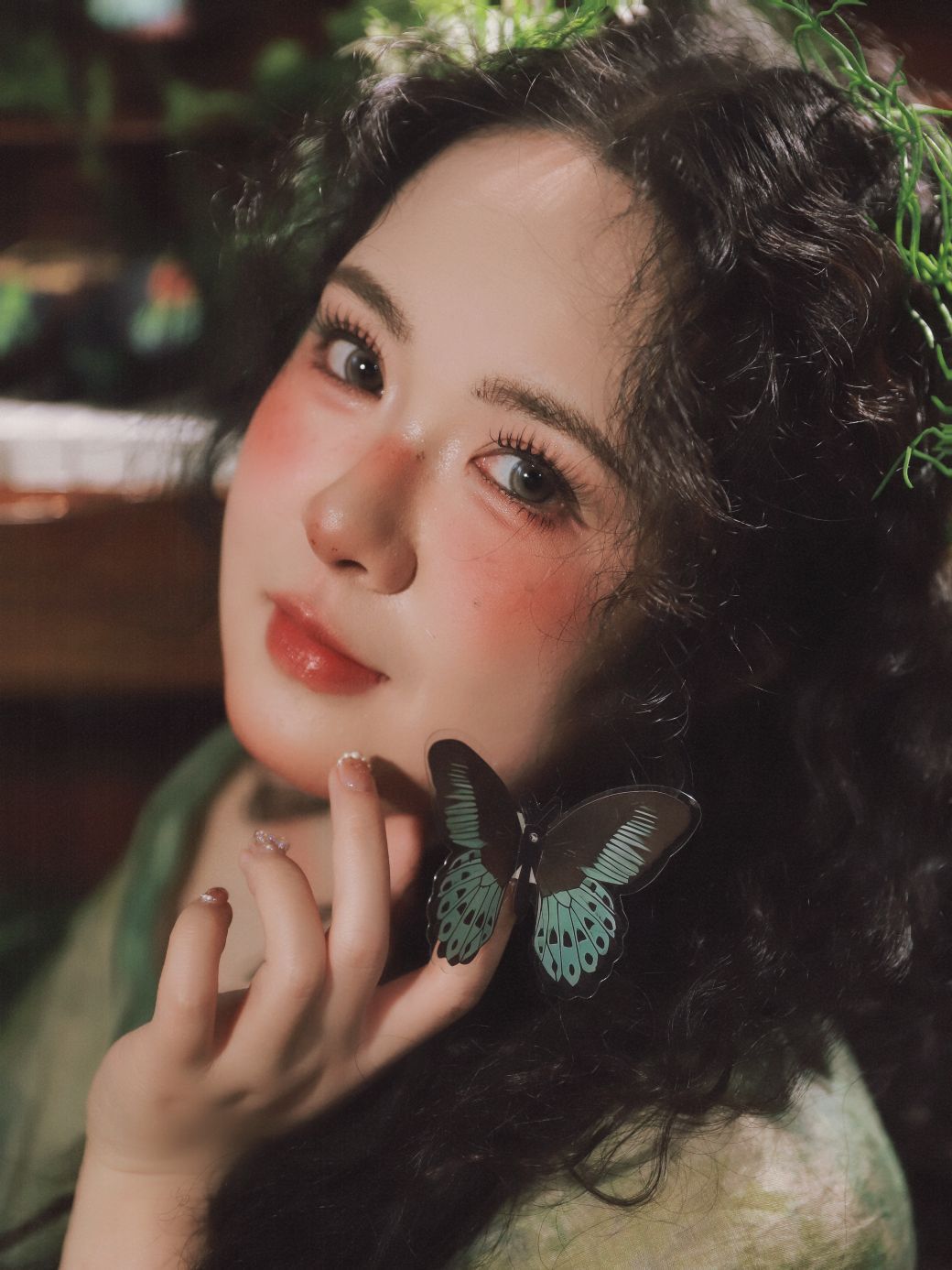 油画风🦋妆造分享~居然可以用唇釉点雀斑