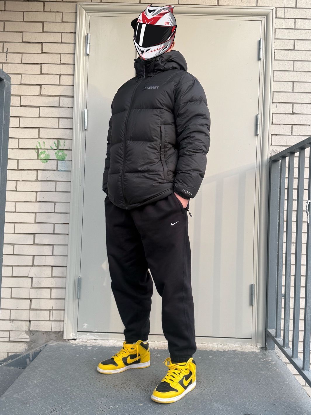 OOTD｜⚫️☑️冬日出街羽绒服穿搭｜美式街头氛围
