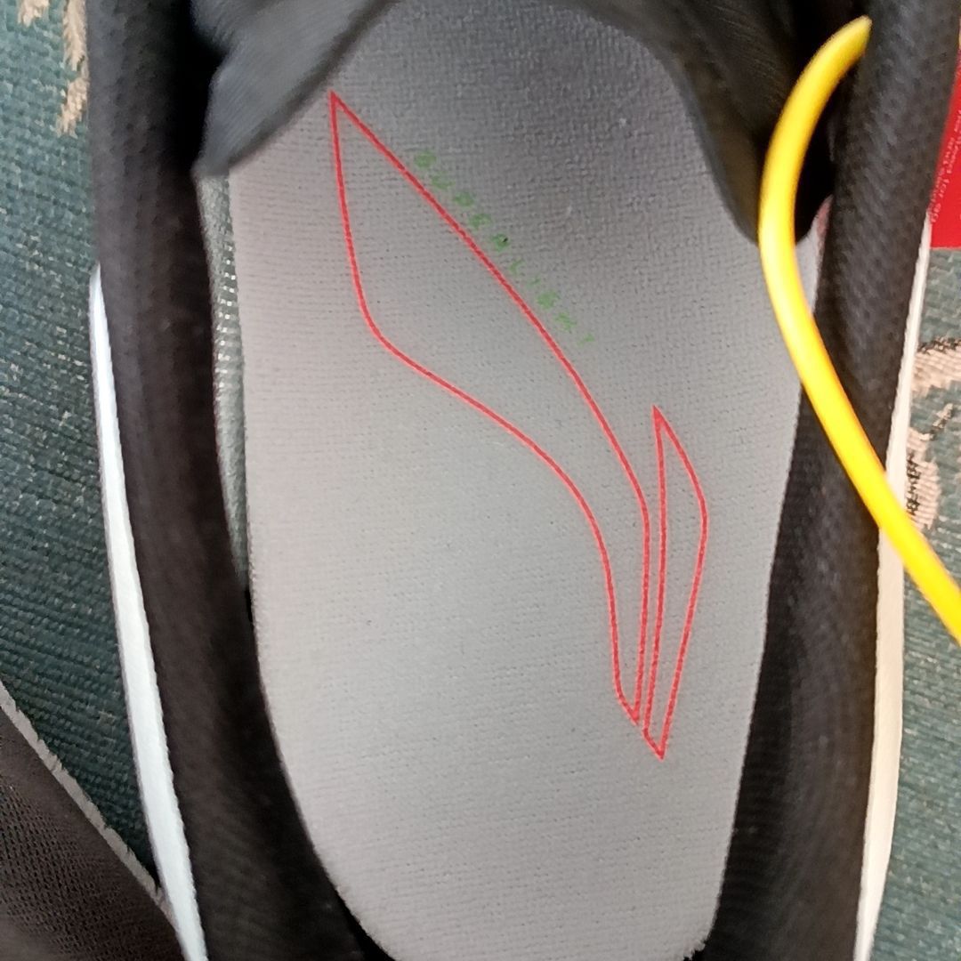 是真鞋不是高仿，放心买🛒好物名称：超轻2