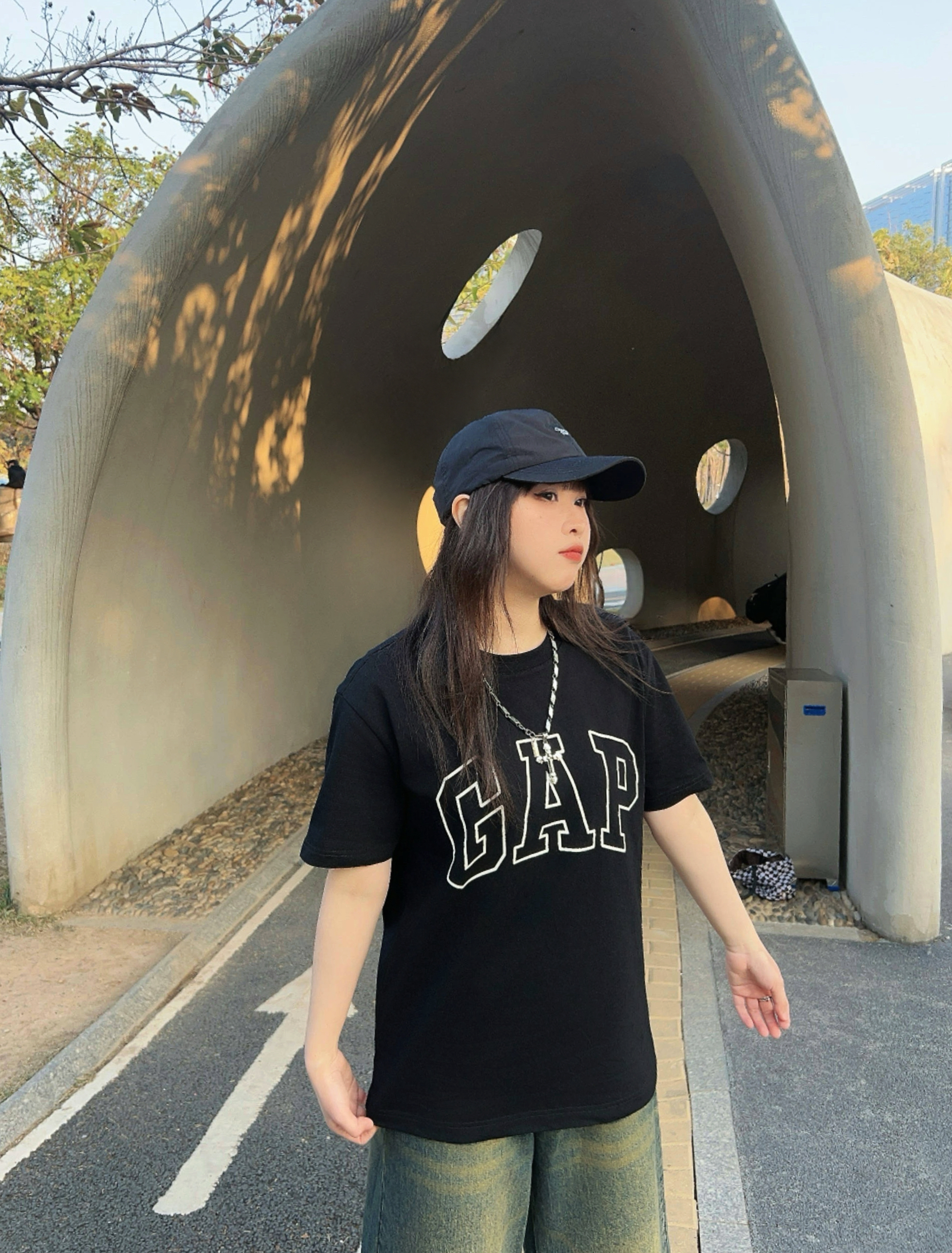 开春休闲穿搭🚦这件宝藏短袖我先穿为敬🖤