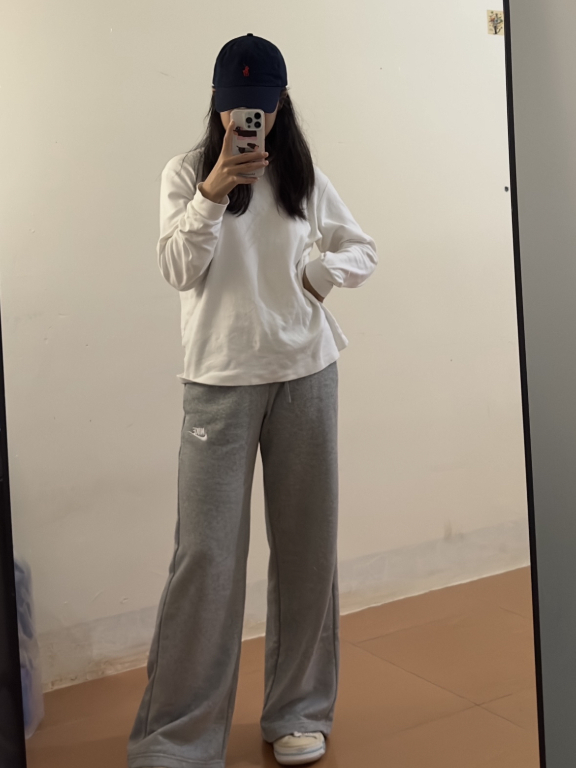 Nike 太爱这条遮肉神裤了