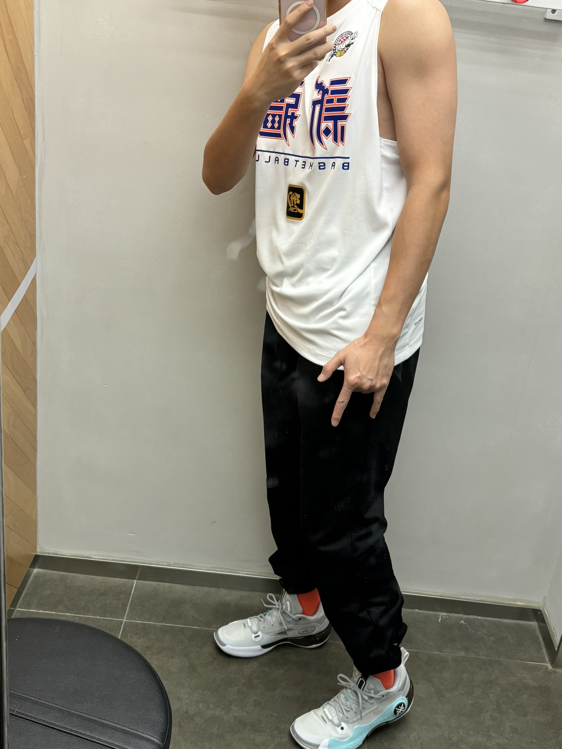 新疆拜年就穿这一套