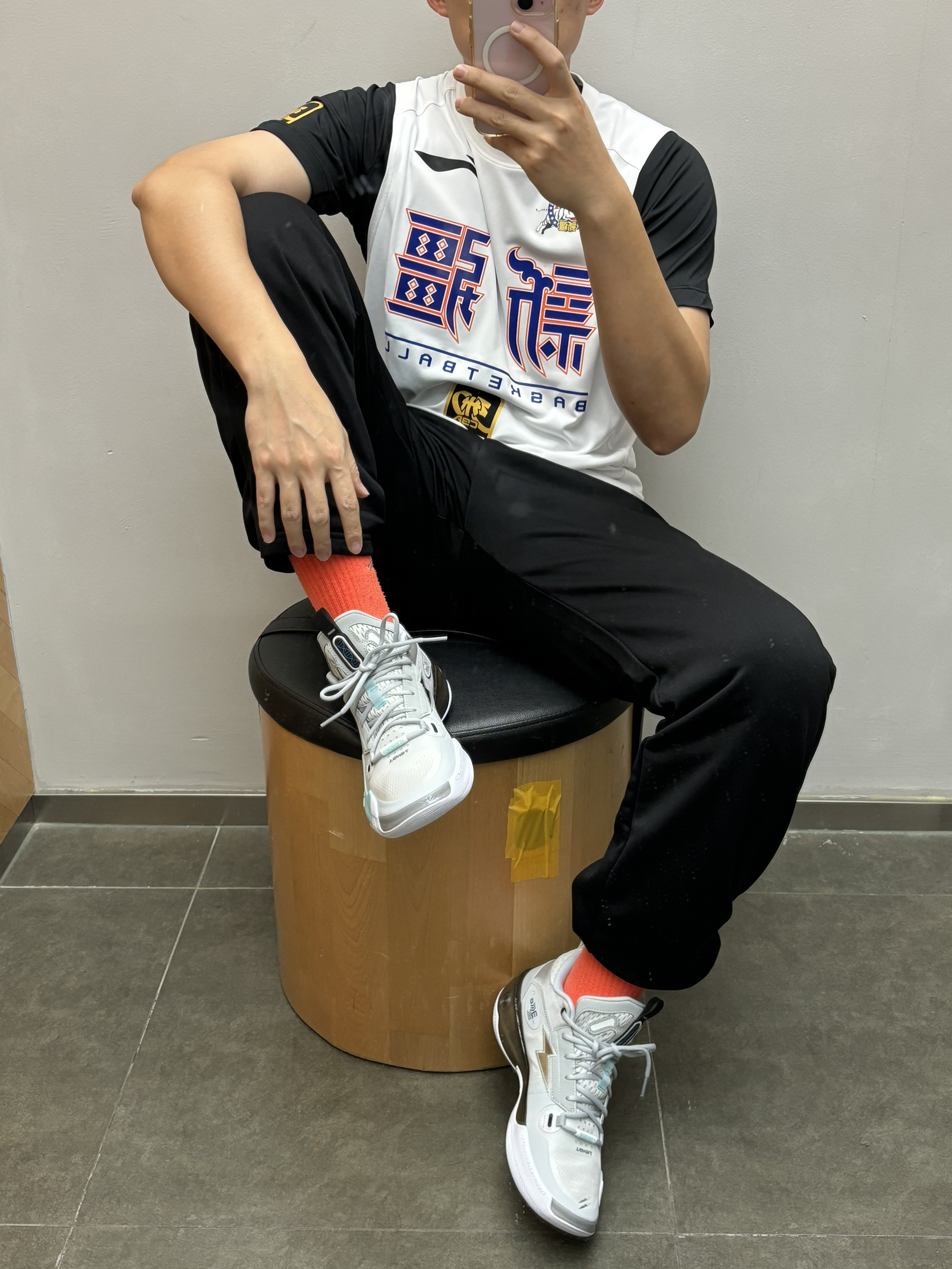 过年体育生怎么穿？