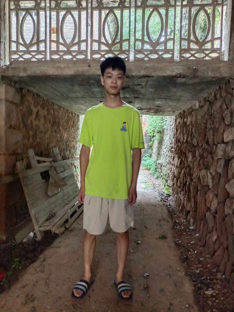 三年前的夏天