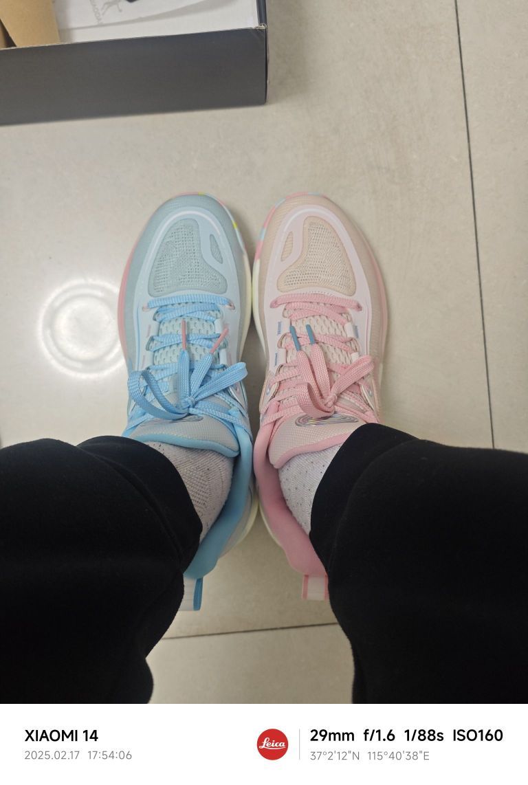 超级好看的鸳鸯球鞋