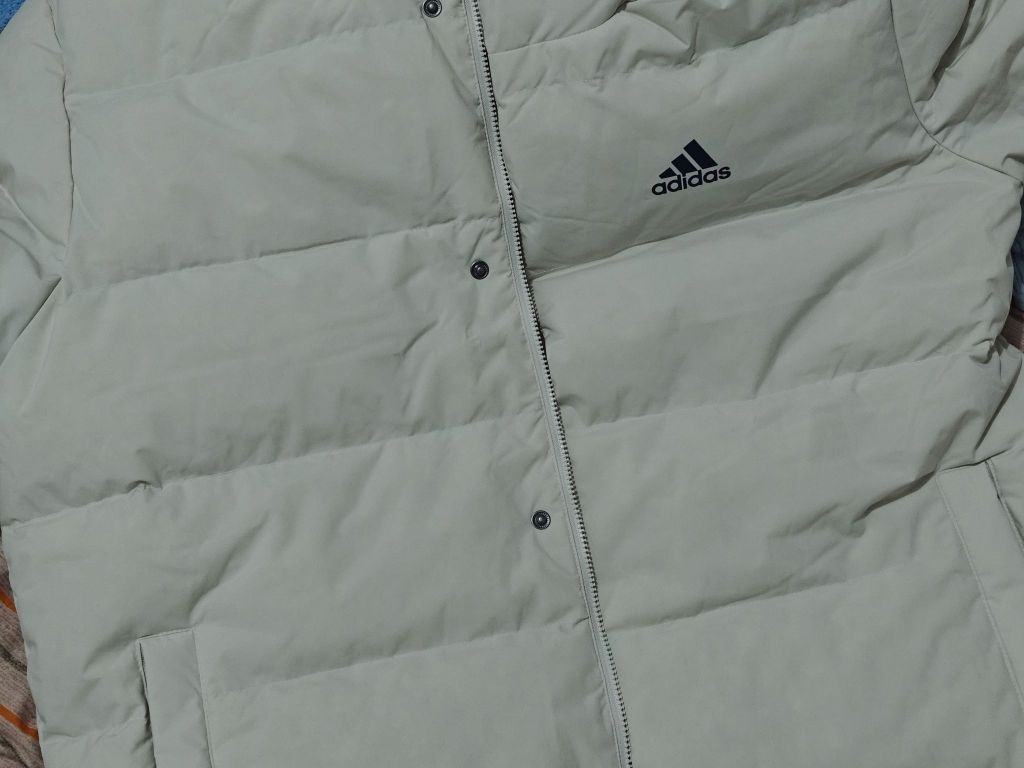 轻若无物却暖如春｜我的通勤神器羽绒服