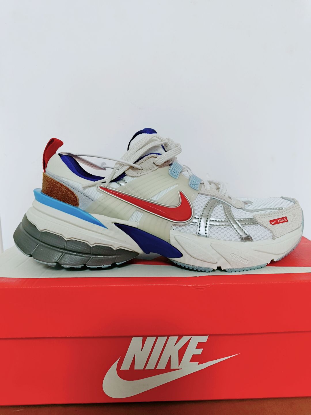 耐克V2k