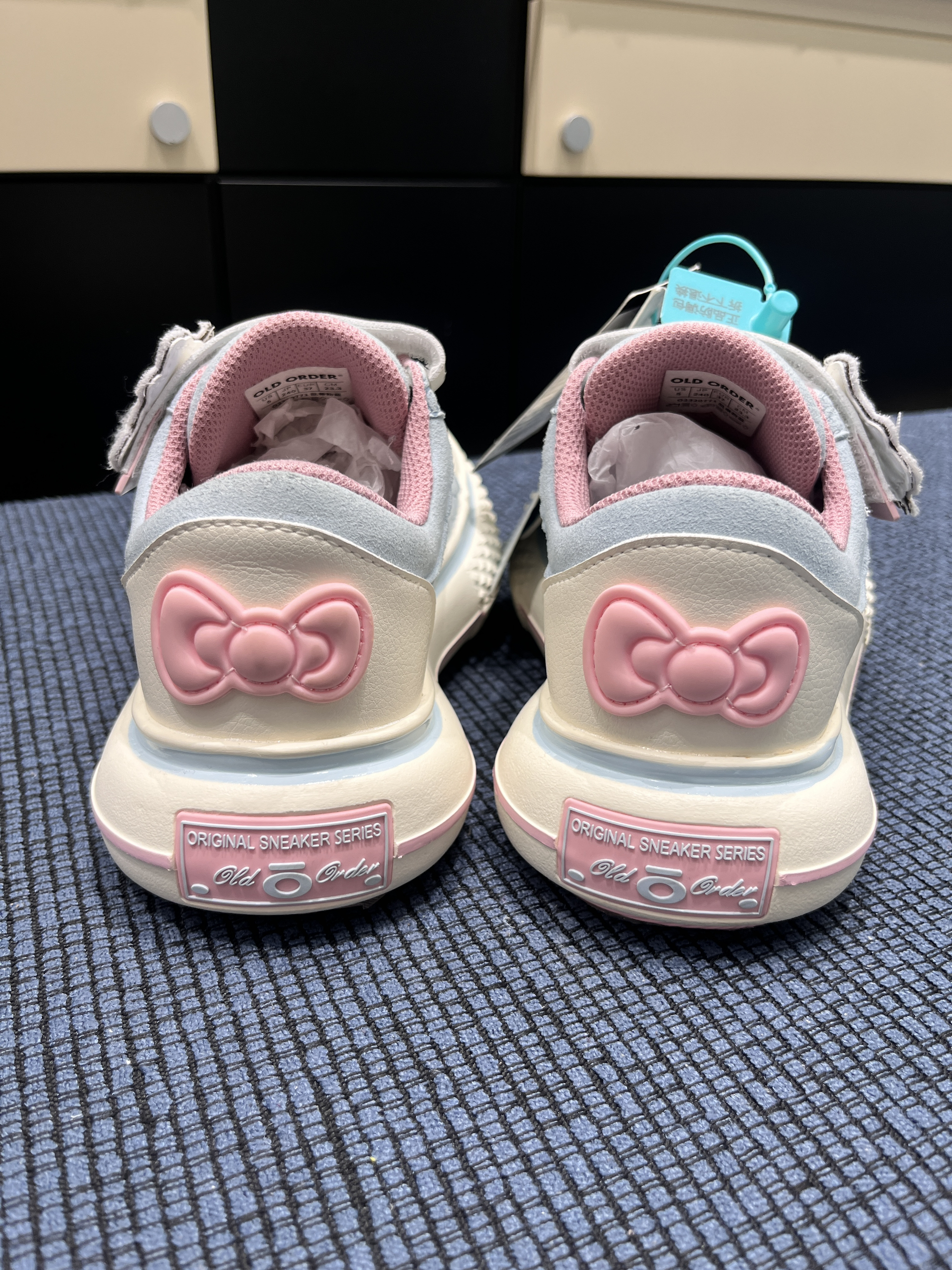 这个鞋子也太萌化我的心❤️