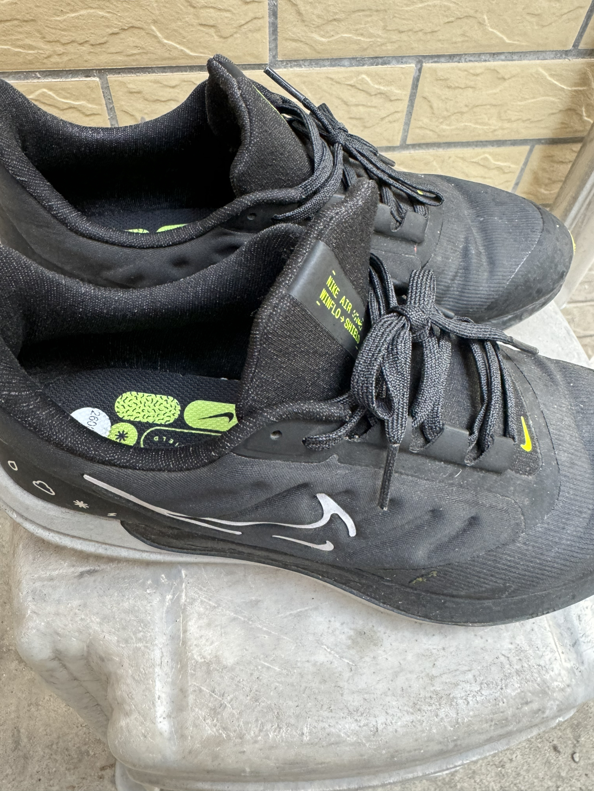 你还在穿增高鞋吗？这款 Nike Air
