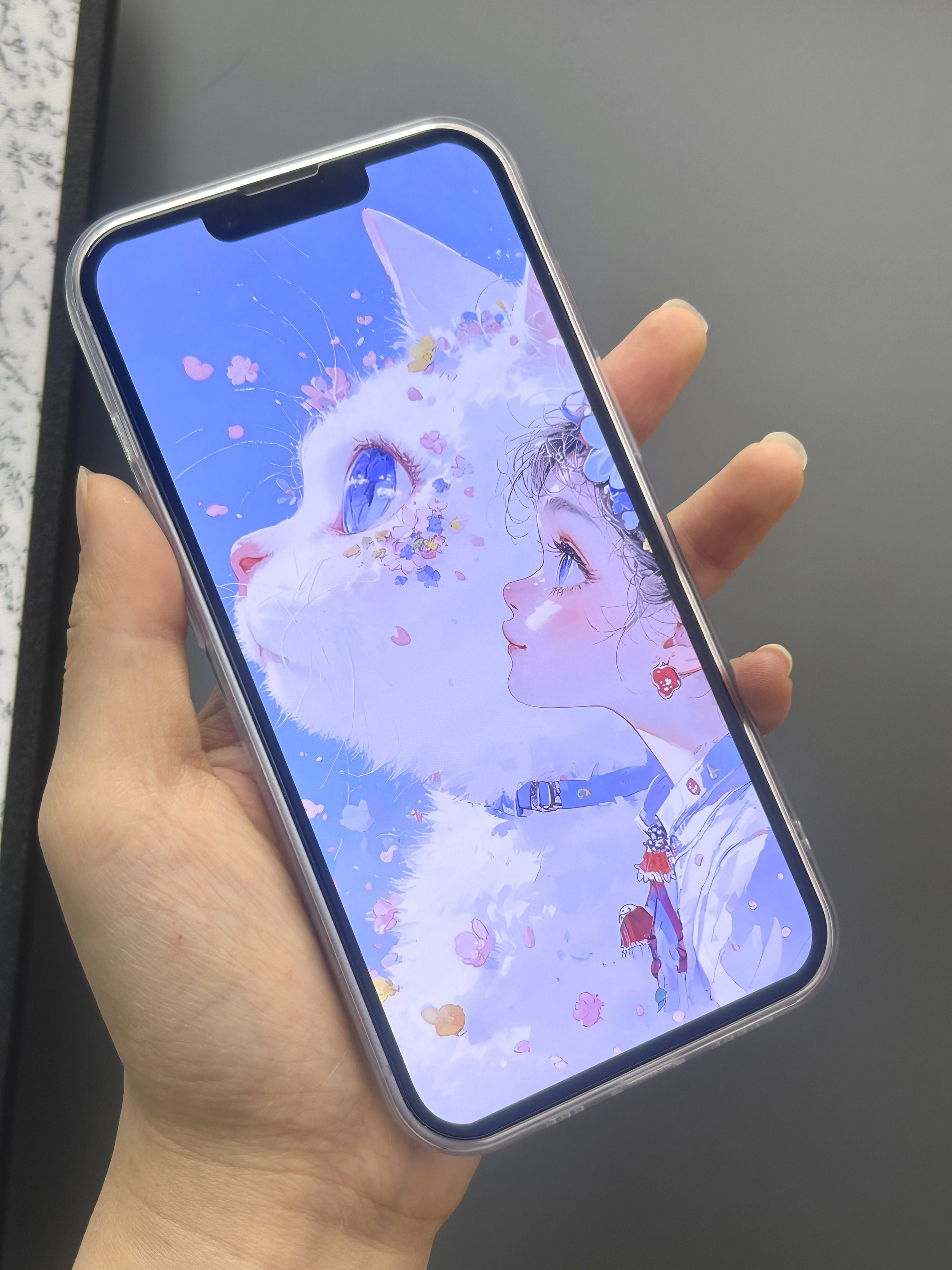 好喜欢iphone14的裸机手感!