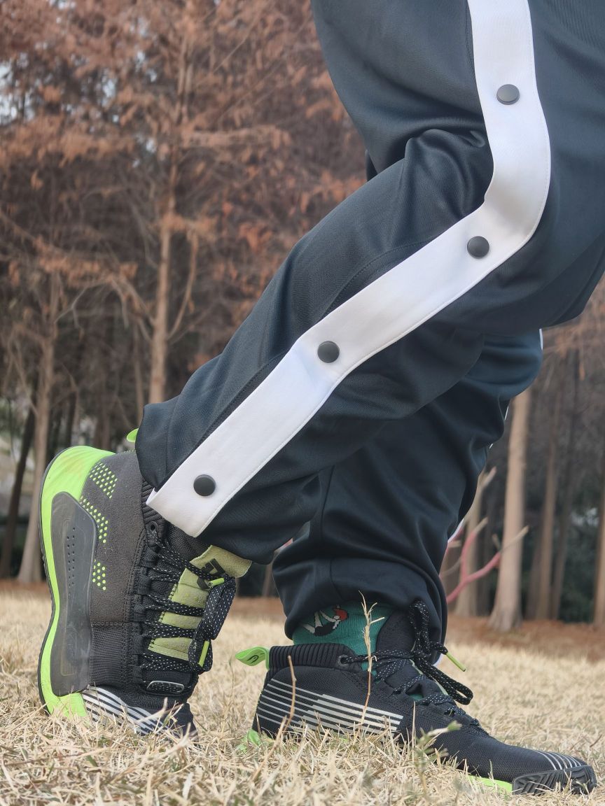 Adidas Dame 5星球大战联名款