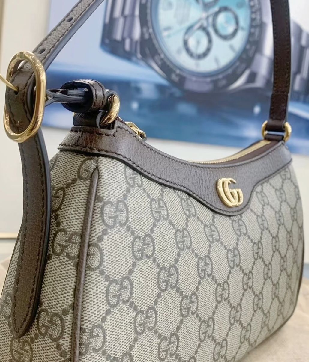 GUCCI ❤️‍🔥腋下包 经典老花 谁不动心？
