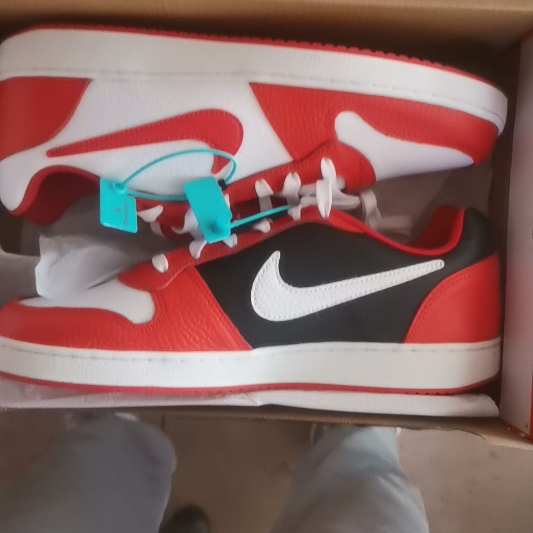 Nike 板鞋