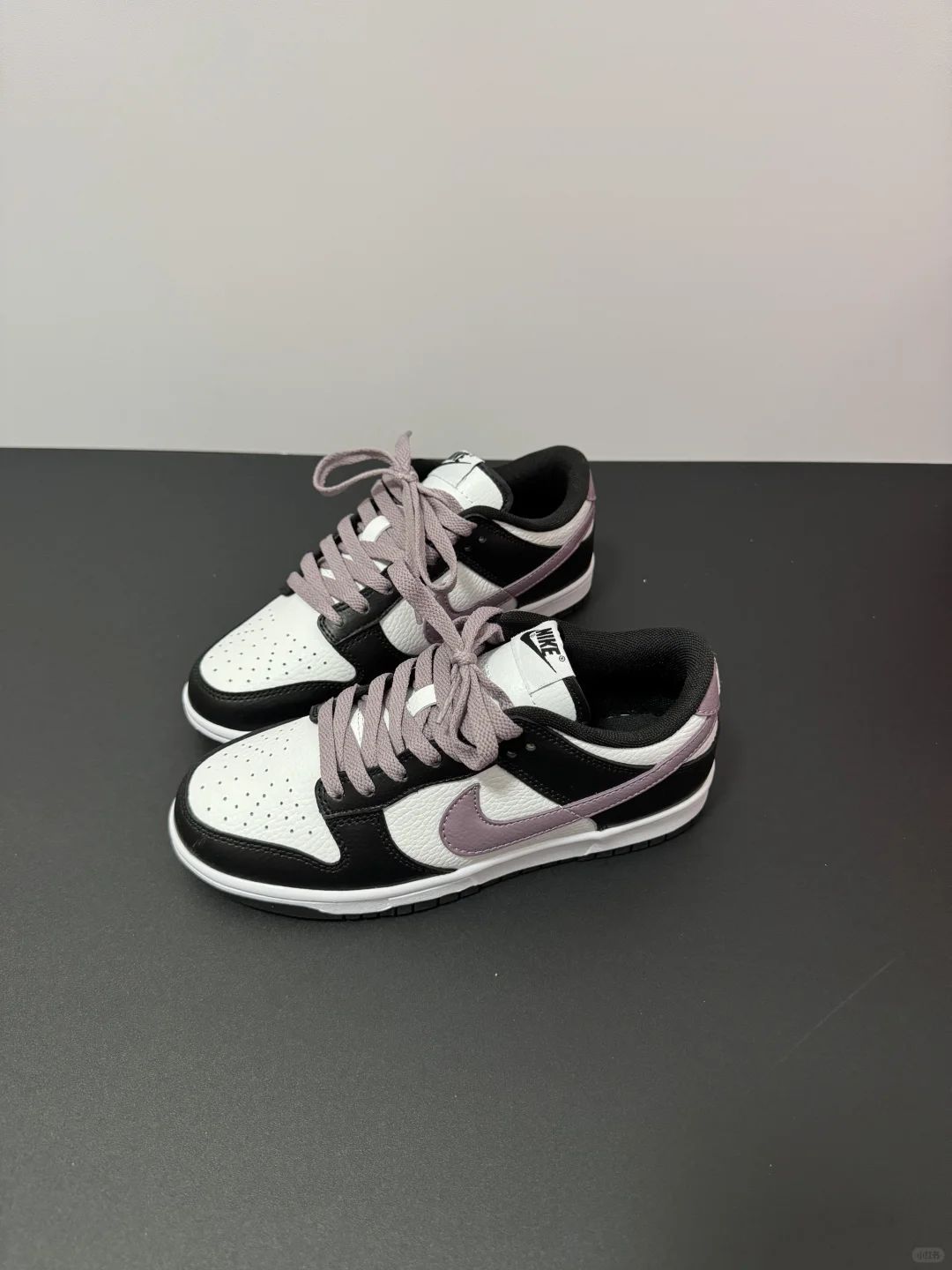 Nike春季树莓粉粉紫黑预热情侣同款