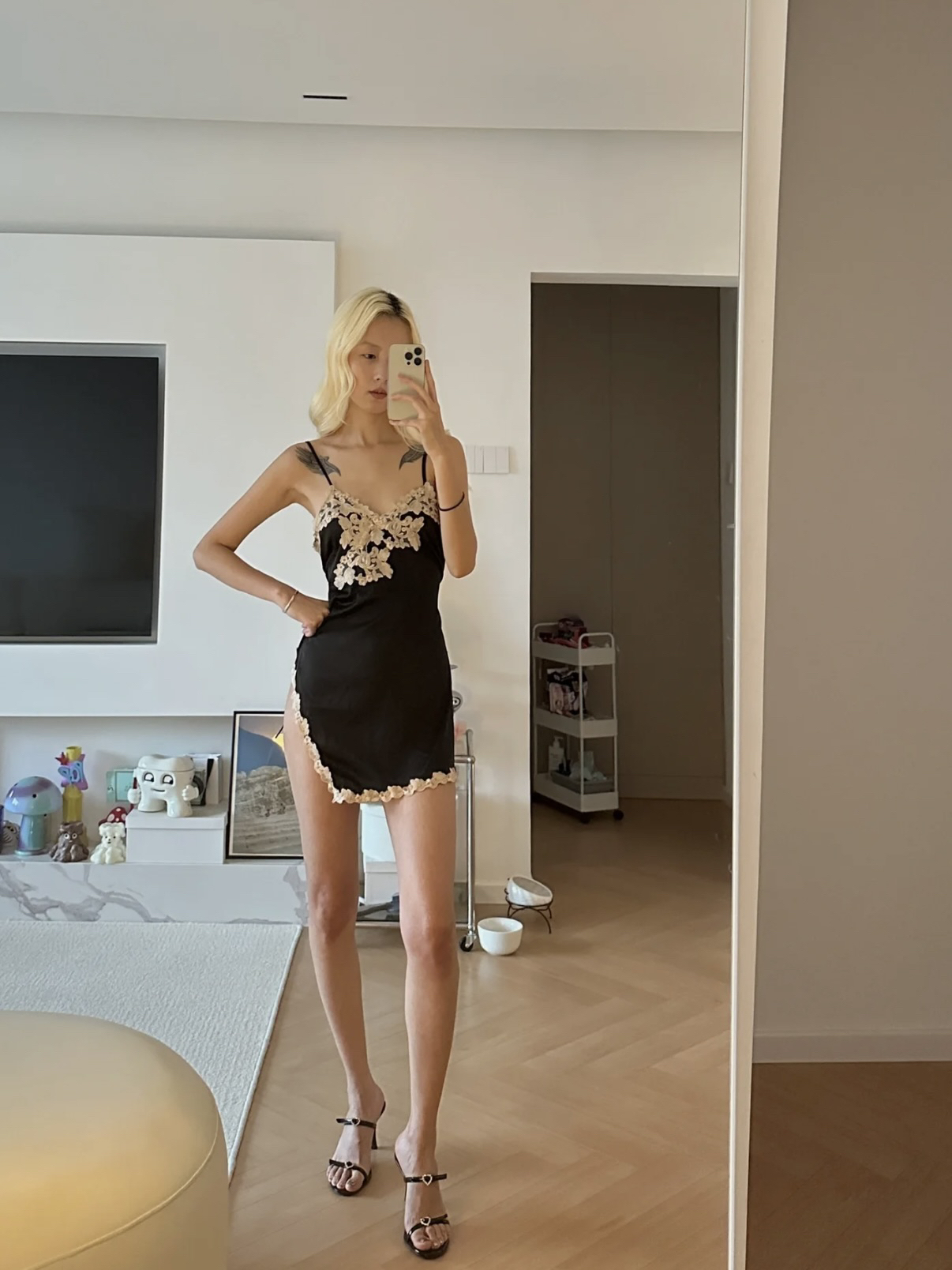 纯欲风性感睡裙 精致女人 美到犯规