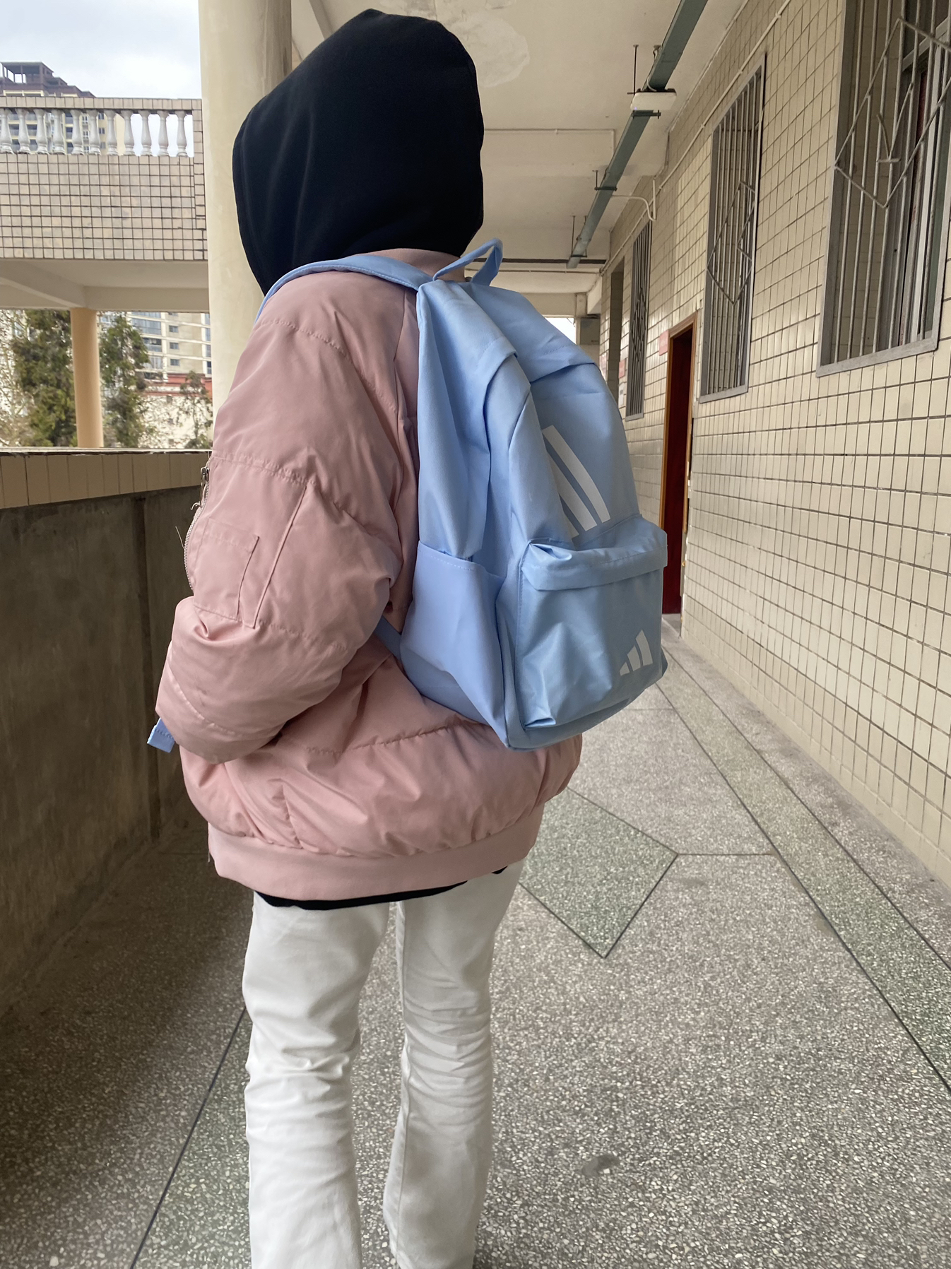 好看！！！非常好搭！！建议都去买！！！！
