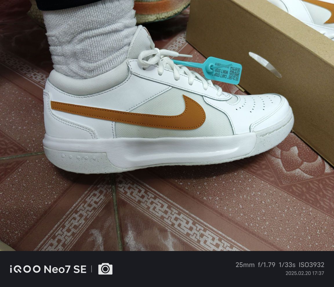 👟球鞋名称：

📌是否偏码【偏大/不偏码