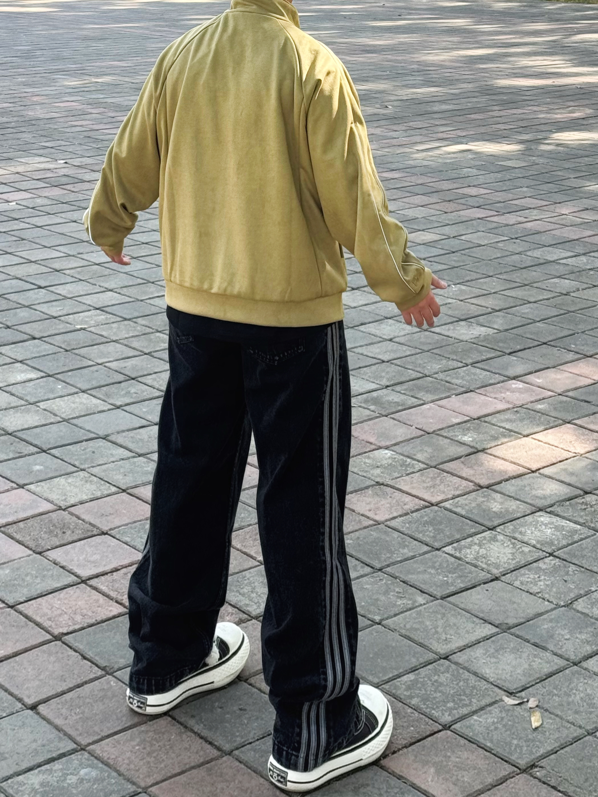 黑黄皮们都给我🔒锁死介件橄榄绿夹克