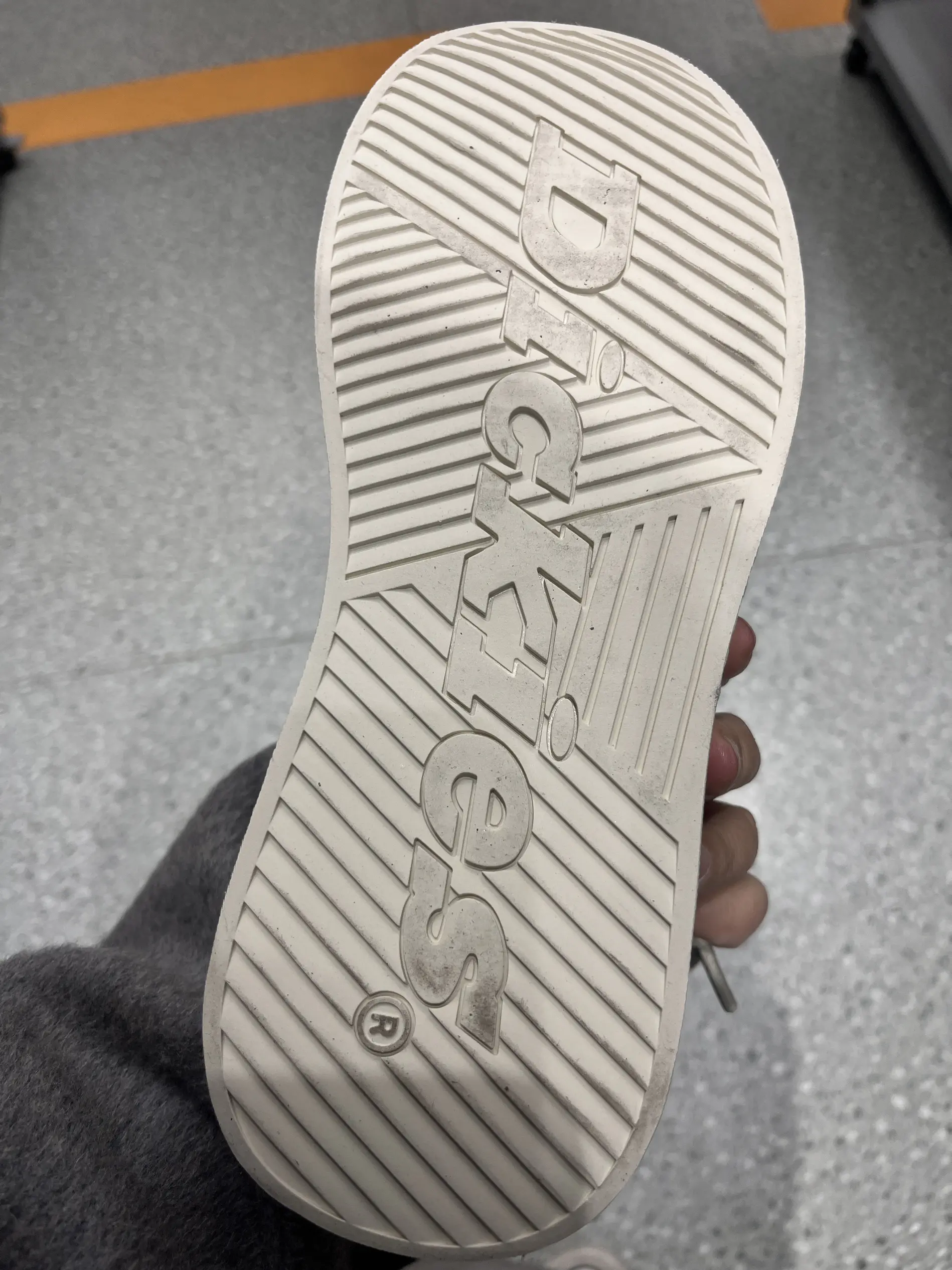 Dickies厚底增高板鞋,小个子女生的显高秘籍