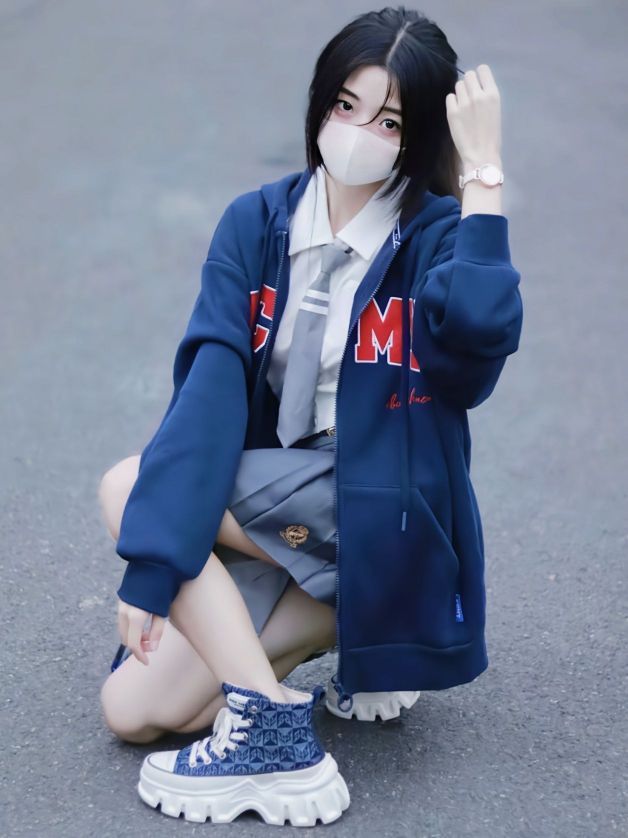 听说不管什么东西在前面加个小字 都会变得很可爱