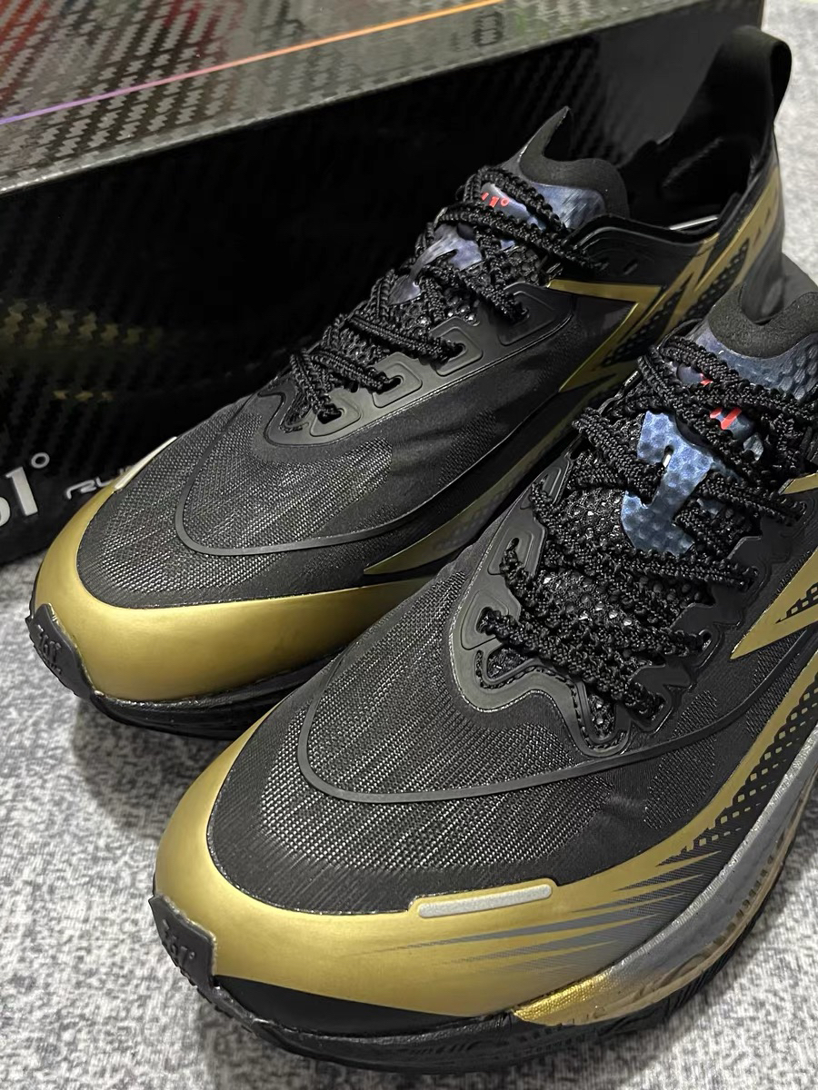 【👑361°飞燃3.0|黑金王朝碳箭】「🔥熔岩碳核推进系统」